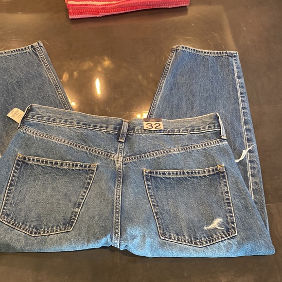 NWT! GAP jeans - Picture 3 of 6